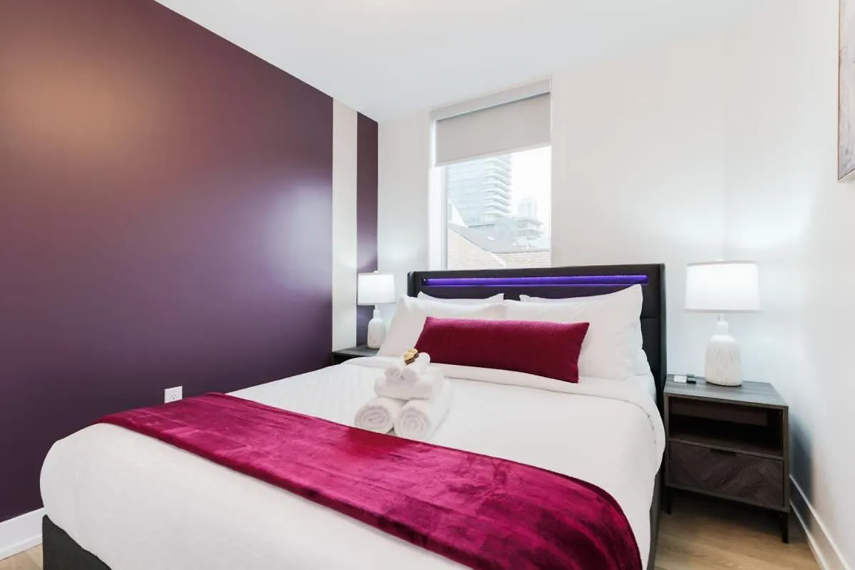 Modern Suite 3 Min To Transit Downtown Toronto 0*,